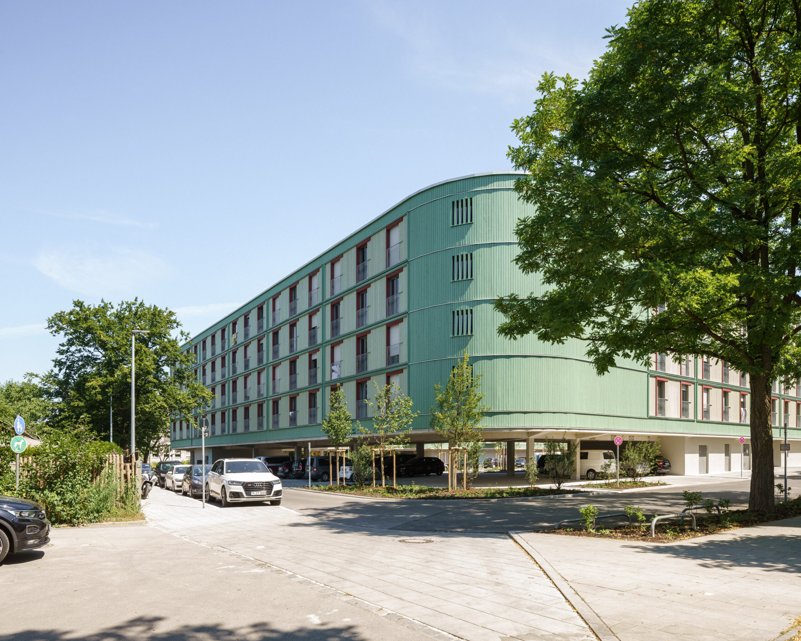 Dante 2 – Parkplatzüberbauung