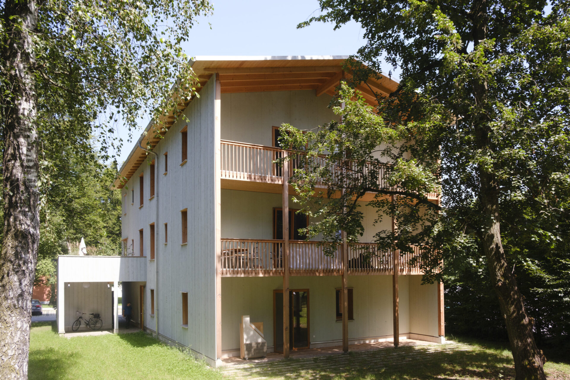 Forschungshaus 4 : Halbholz und Lehmziegel