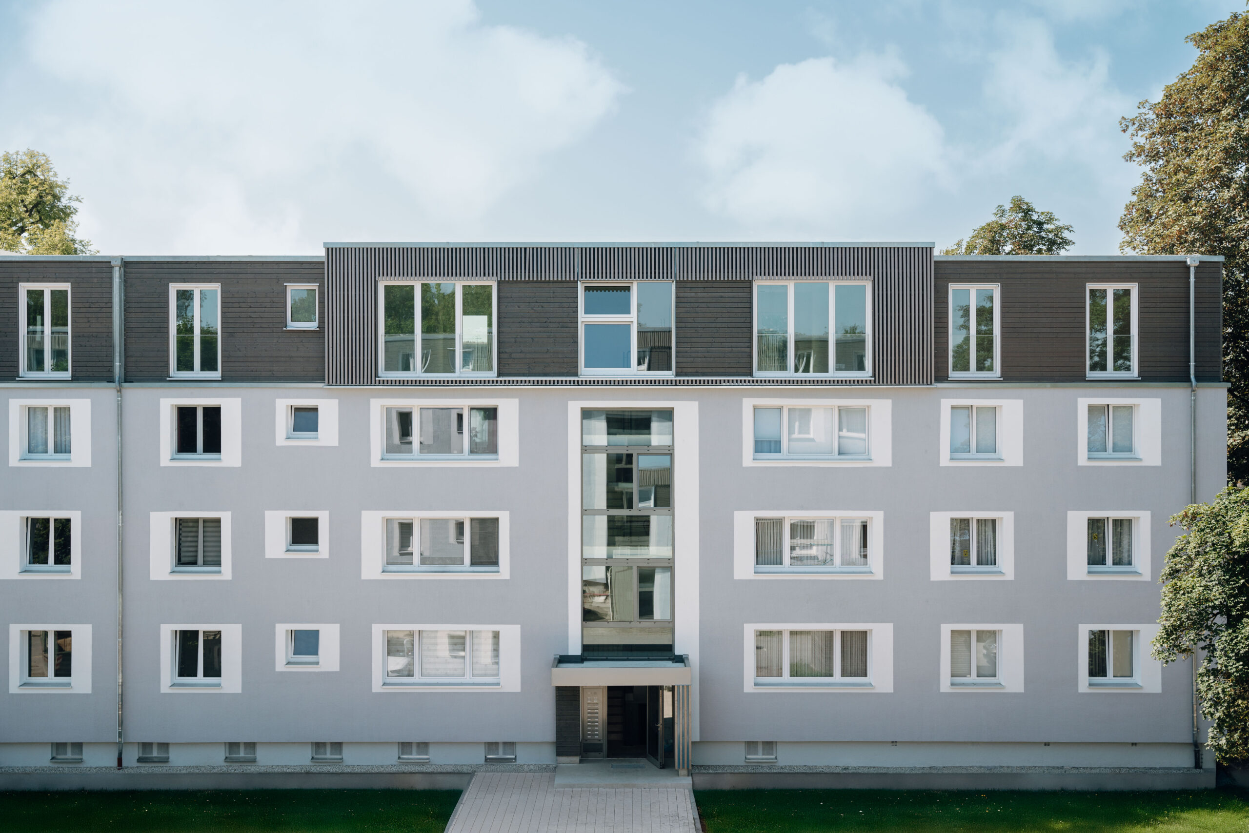 Bradleystraße – Dachaufstockung & Sanierung