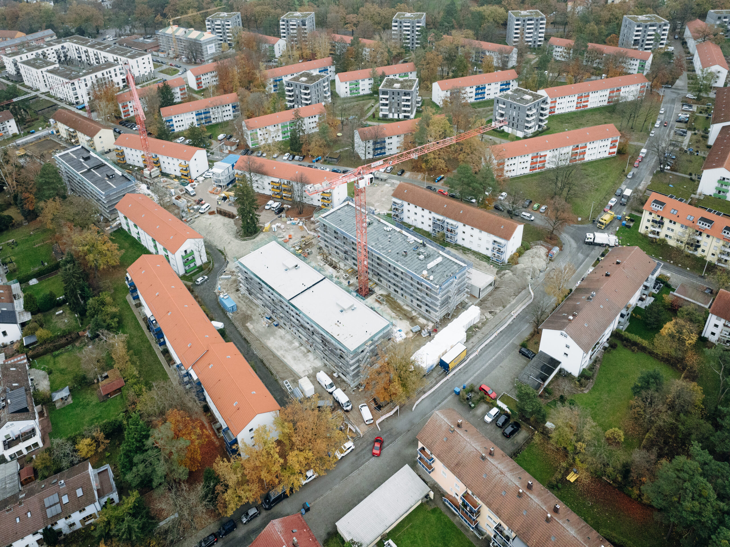 Quartiersnachverdichtung Jaminpark – drei Systemhäuser in Holzhybrid-Bauweise