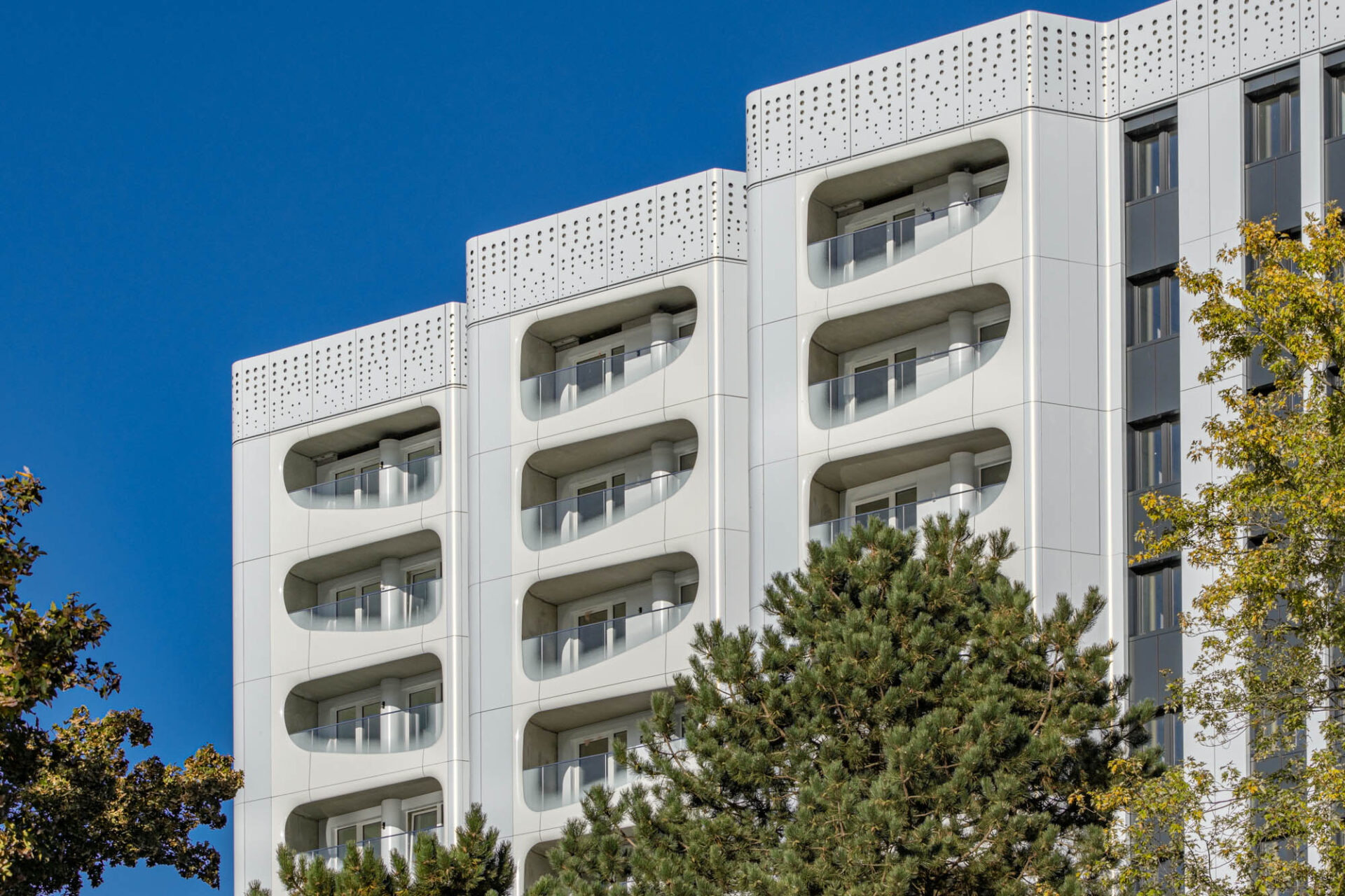 Mammut-Sanierung Don Camillo und Peppone in Wolfsburg 