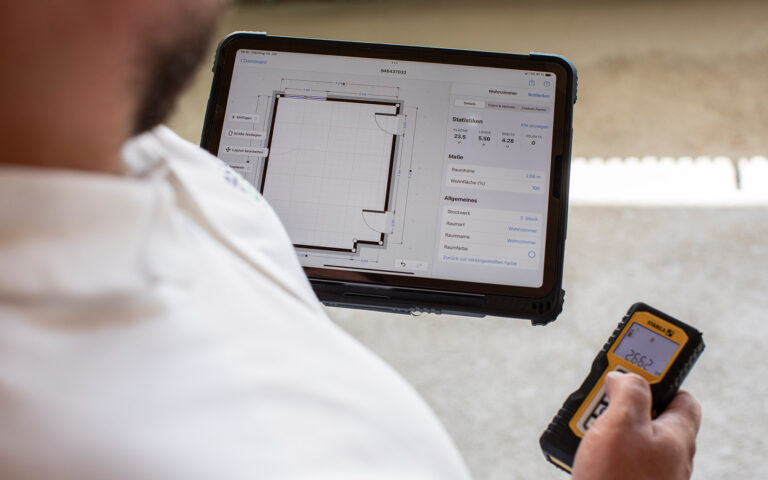 Digitale Übersicht der Bearbeitungsstände über Tablet